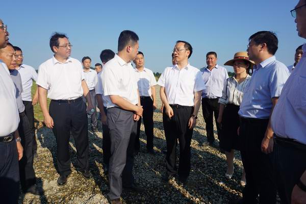 省委常委、襄陽市委書記李樂成督導(dǎo)小清河水污染治理